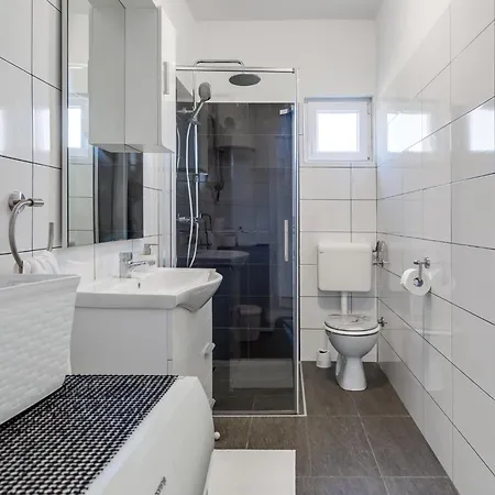 Branka By Interhome Vakantiehuis *