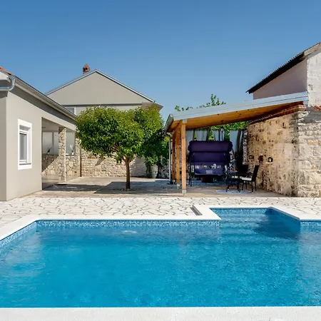 Branka By Interhome بيت للعطل Pridraga