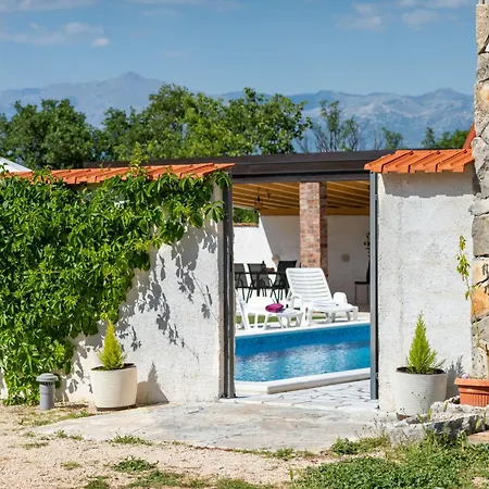 Branka By Interhome Pridraga