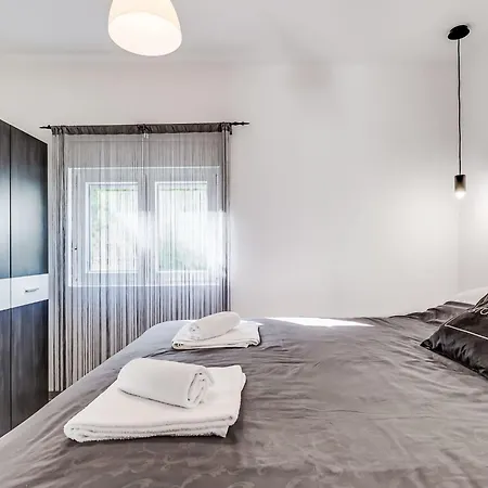Branka By Interhome